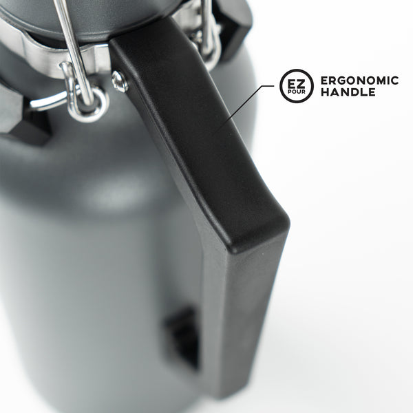 Ergonomic Handle for the Perfect Pour